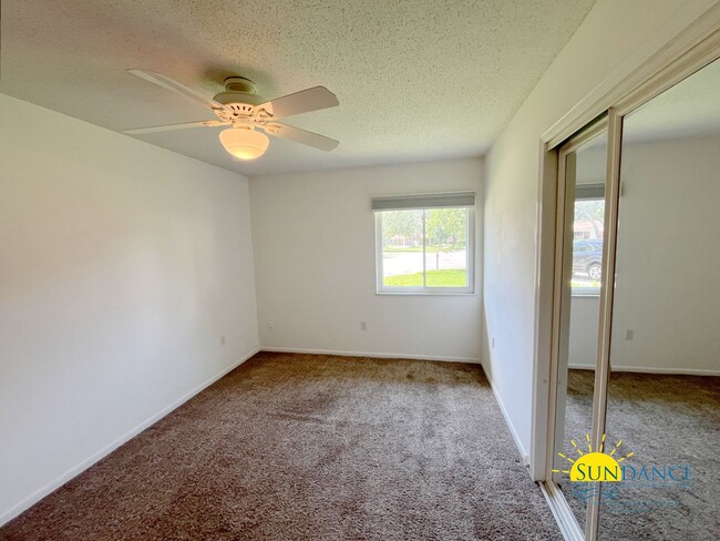 Building Photo - Sparkling Pool Oasis 3 Bedroom + Flex Spac...