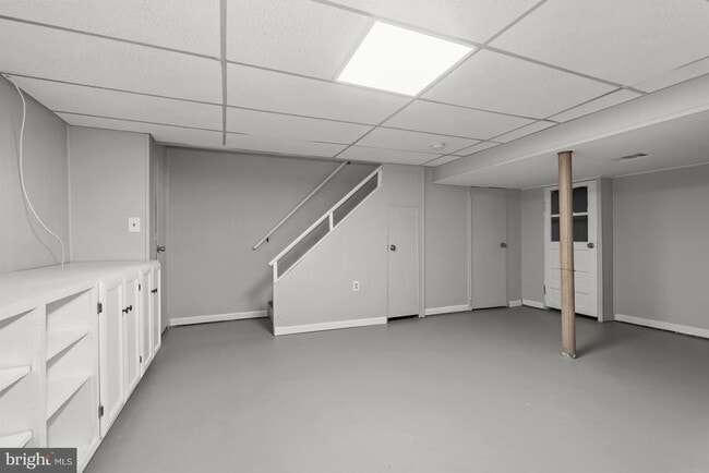 Building Photo - 8336 Wyton Rd