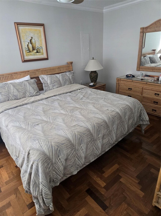 Building Photo - 106 E Commercial Blvd