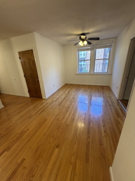 Building Photo - 145 Endicott St