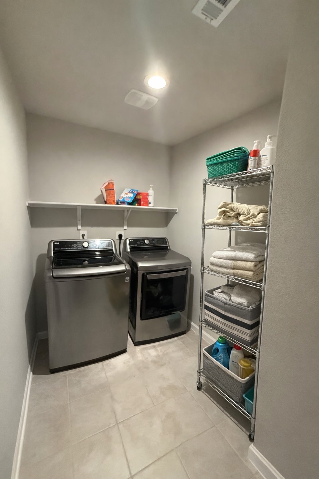 Building Photo - 3753 Barn Owl Dr