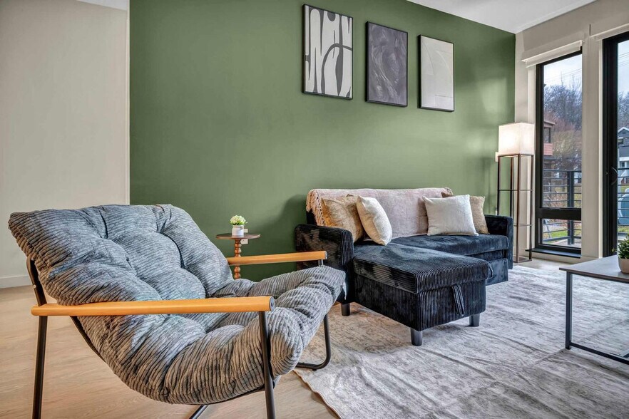 Building Photo - 2189 Cornell Rd