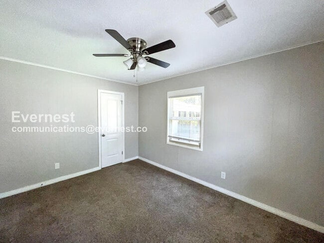 Building Photo - 110 Border Cir