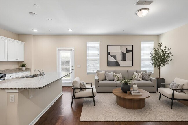 Building Photo - Modern 3BR Townhome with Garage in Desirable Nichols Vale