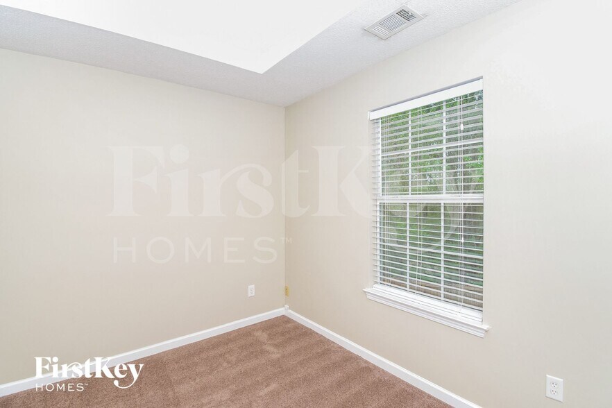 Building Photo - 4504 Gilder Circle