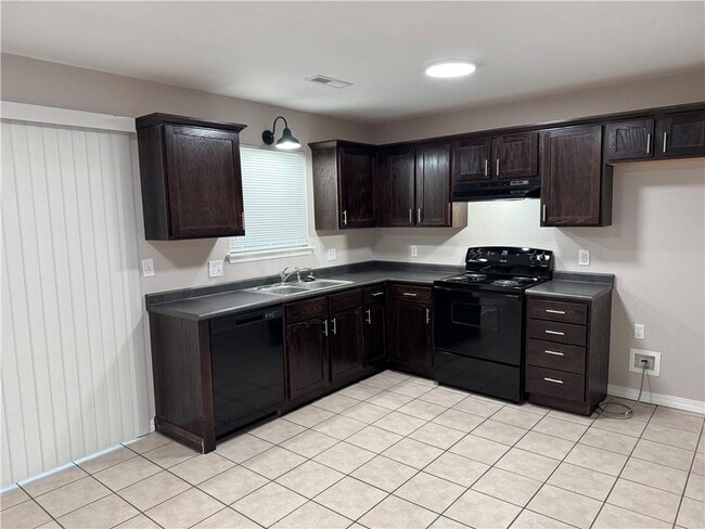 Building Photo - 2154 Kristy Ln