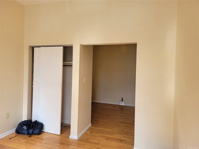 Building Photo - 103-15 Northern Blvd