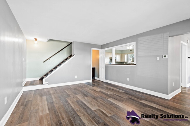 Building Photo - 1018 Harbour Dr