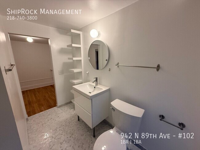 Building Photo - 942 89th Ave W