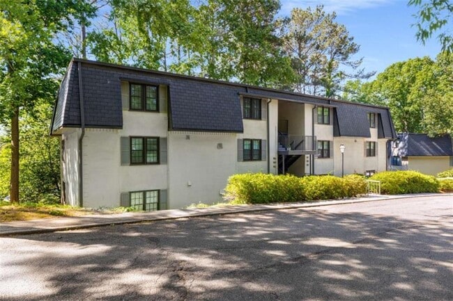 Building Photo - 183 Triumph Dr NW