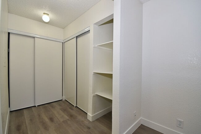 Building Photo - Charming  2 Bed 2 Bath Home at Desert Shores!