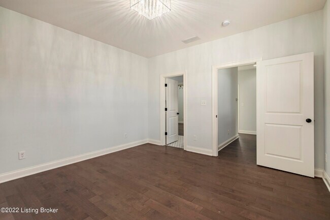 Building Photo - 9409 Civic Way