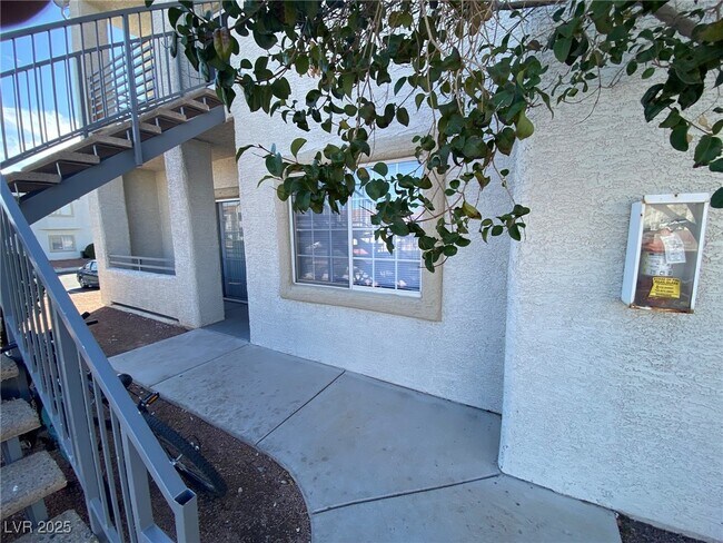 Building Photo - 3318 N Decatur Blvd