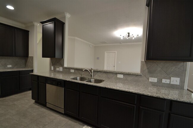 Building Photo - 15122 Glazed Branch Dr