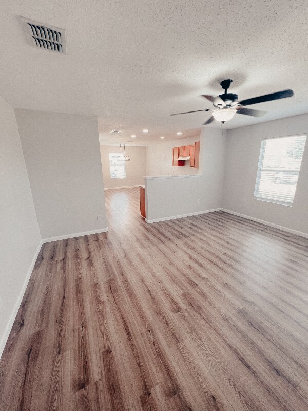 Building Photo - 243 Meadowcrest Dr