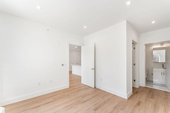 Building Photo - 3309 Liberty Ave