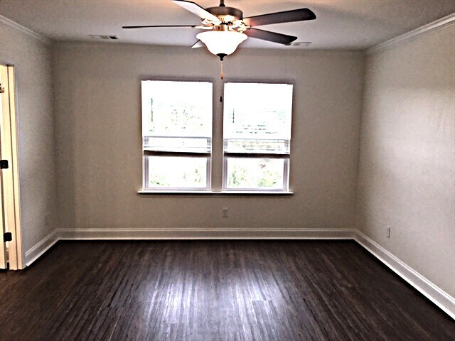 Building Photo - 28 Birch Cir