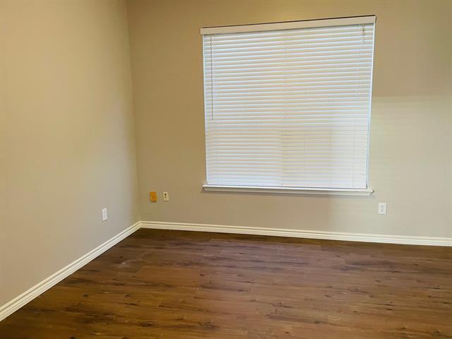 Building Photo - 7120 Wind Row Dr