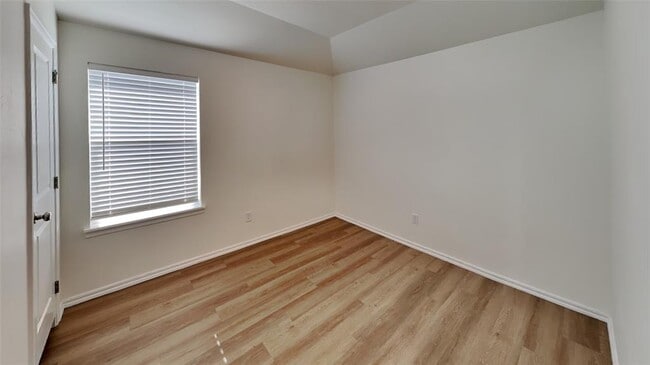 Building Photo - 11619 Mackenzie Wy