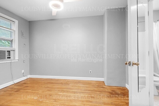Building Photo - 710 Rubel Ave