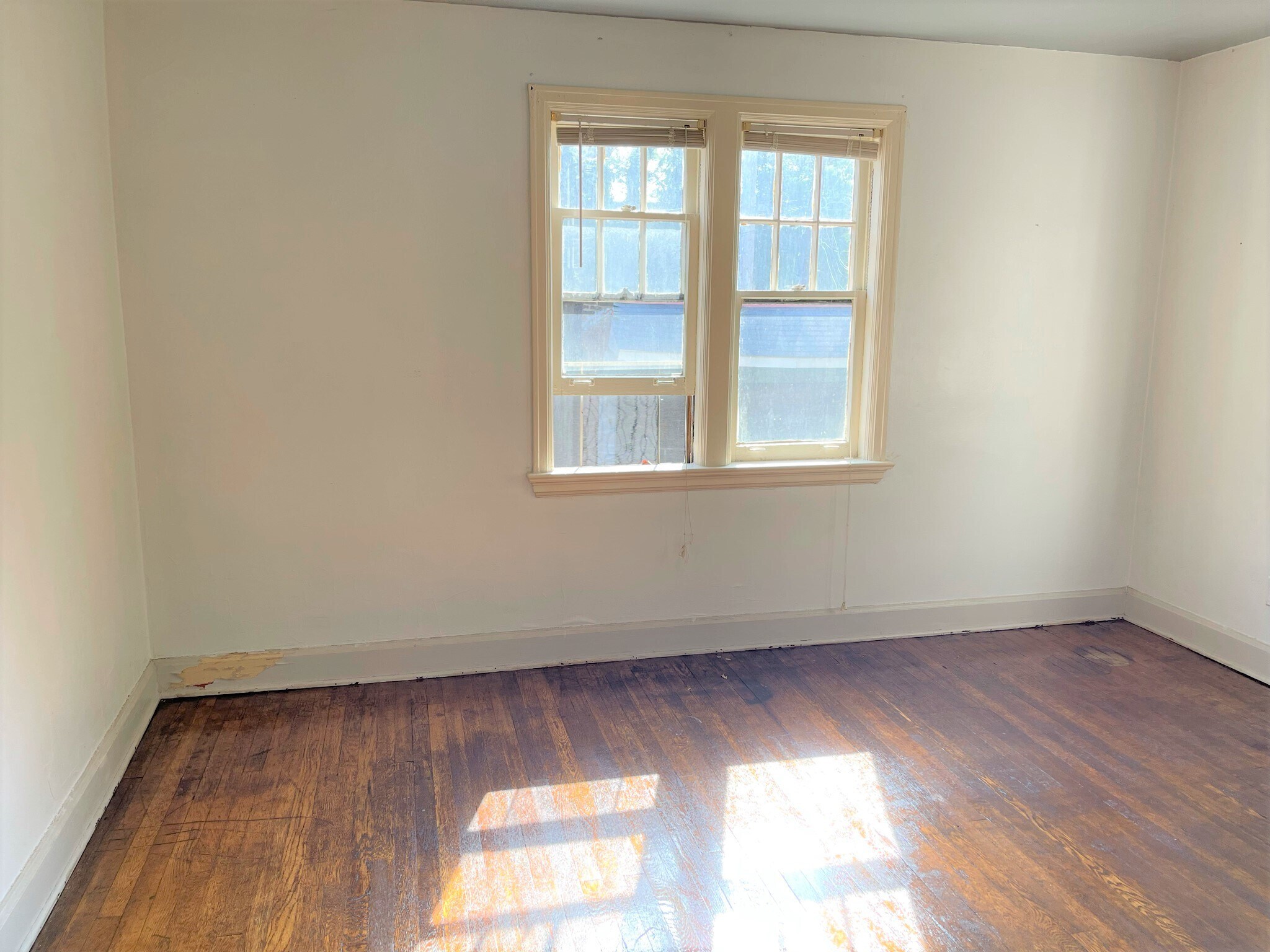 Building Photo - 1405 Severn St