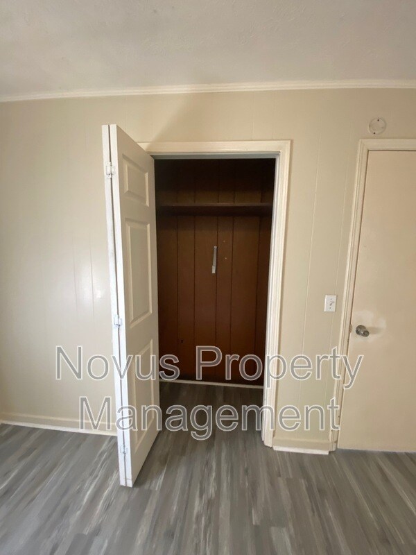 Building Photo - 40 Gees Ln