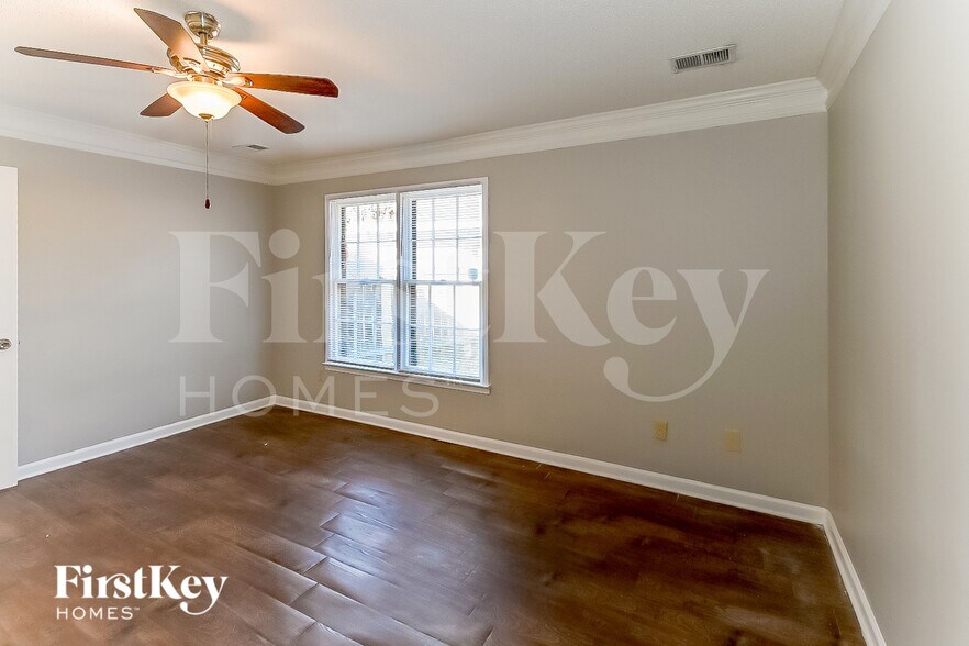 Building Photo - 6512 Lancer Dr