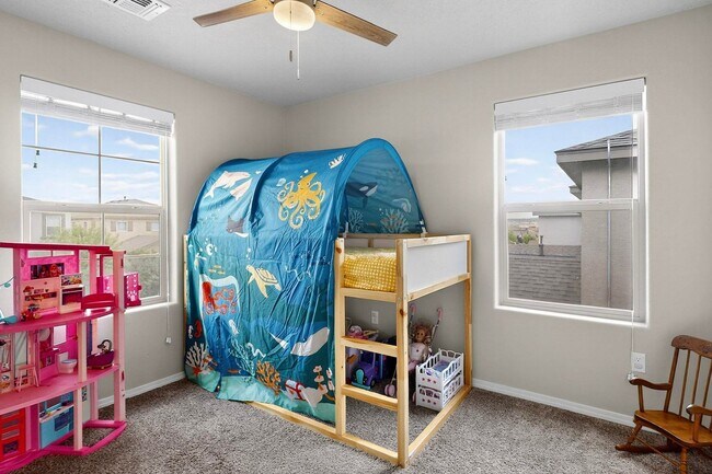 Building Photo - For Rent | Unfurnished Home | 4 Bed / 2.5 Bath | 2 Car Garage | 2-Story | Rio Rancho | Solar