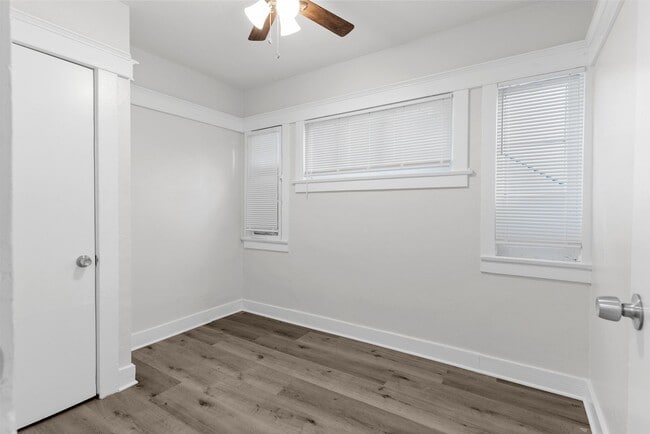 Building Photo - 736 Olive Ave