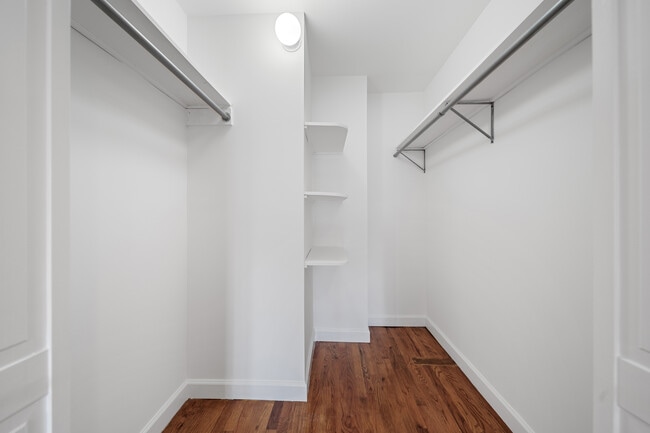 Building Photo - 9 Sterling Pl