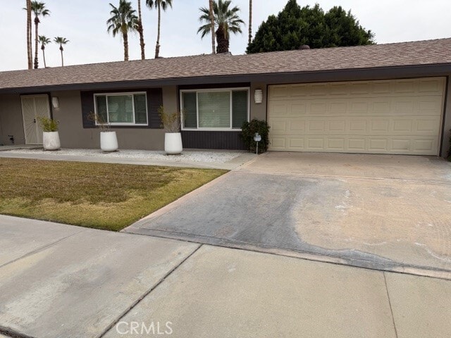 Building Photo - 2104 S Birdie Way