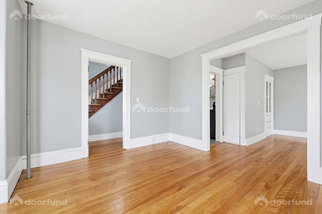 Building Photo - 121 Delmont Ave