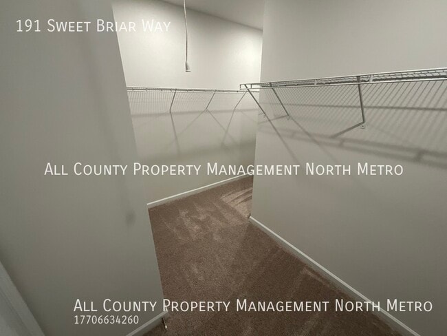 Building Photo - 191 Sweet Briar