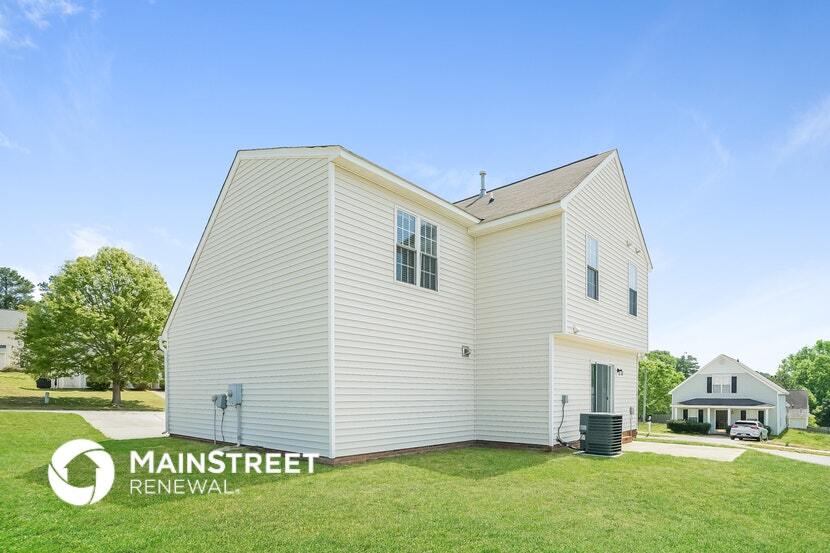 Building Photo - 5436 Advantis Dr