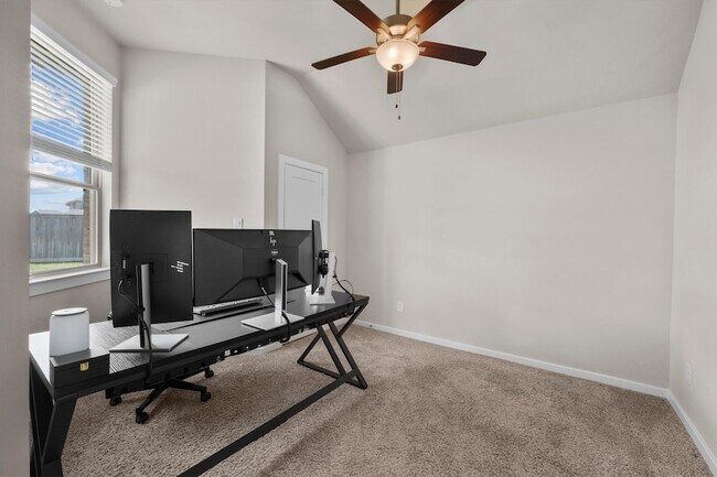Building Photo - 10806 Chrysalis Ct