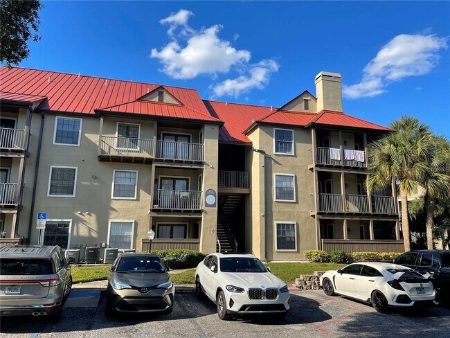 Building Photo - 1 Bed / 1 Bath Condo in Gated Comm. In Altamonte Springs, Available Now!!