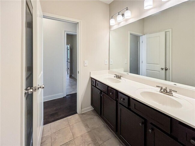 Building Photo - 119 Still Pine Bend