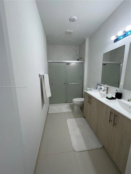 Building Photo - 254 NW 11th Ct