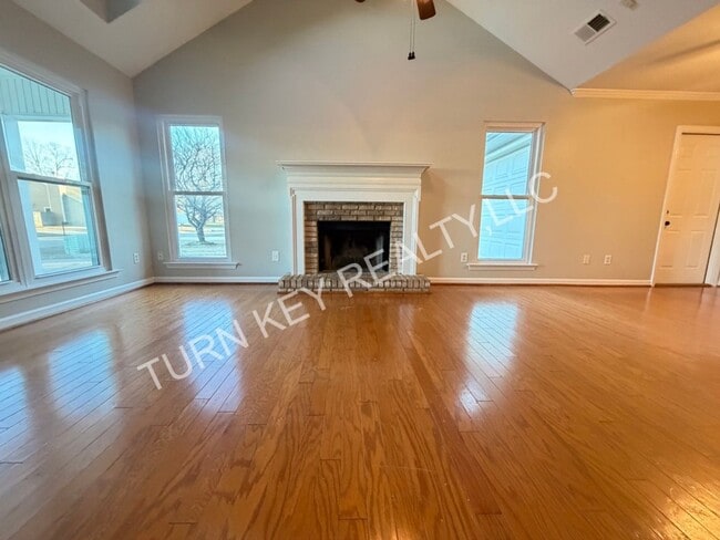 Building Photo - Home for Rent in Maylene