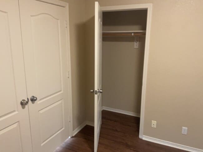 Building Photo - 736 Autumn Meadows Dr