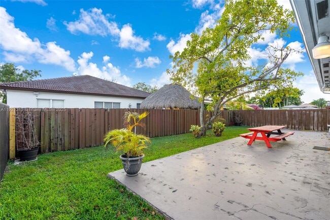 Building Photo - 8836 NW 168th Ln