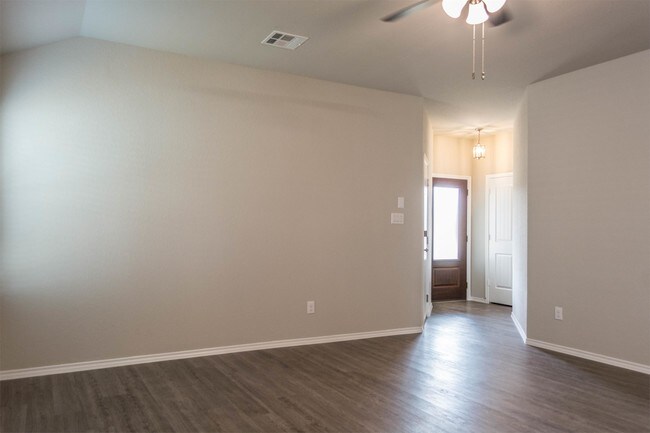 Building Photo - 2340 Arctic Warbler