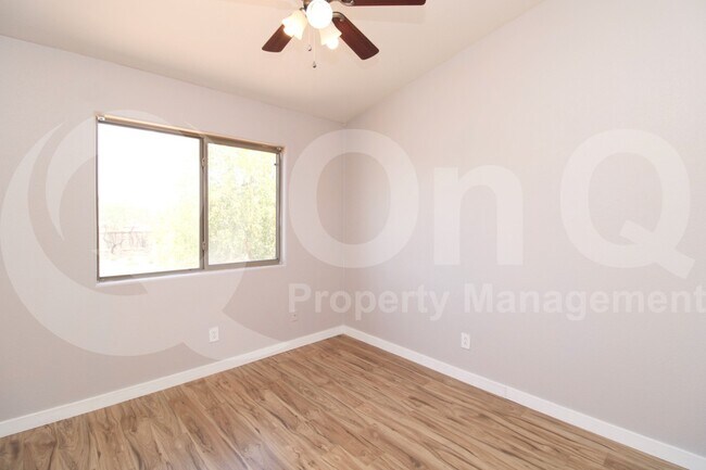 Building Photo - 3834 E Cavalry Ct