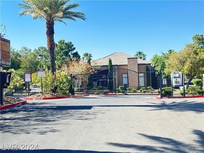 Building Photo - 6650 W Warm Springs Rd