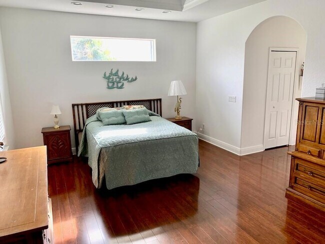 Building Photo - 24312 Westgate Blvd