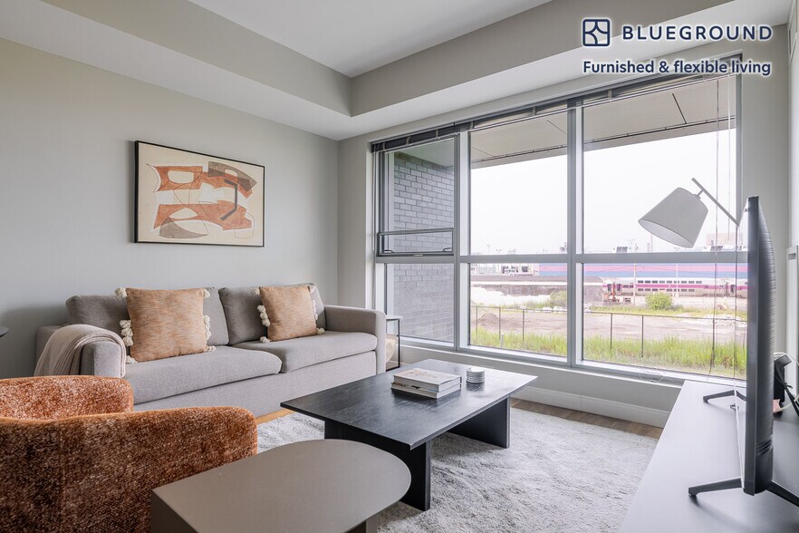 Primary Photo - 22 Water St