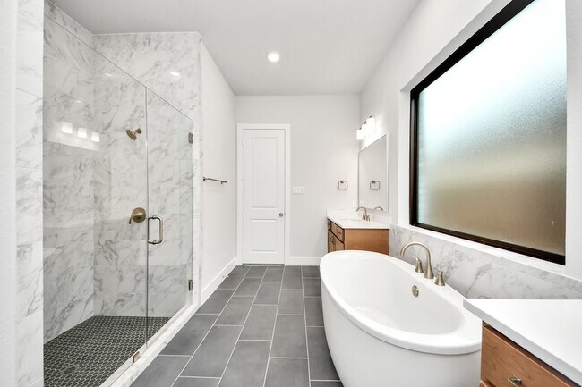 Building Photo - 26907 Southwick Vly Ln