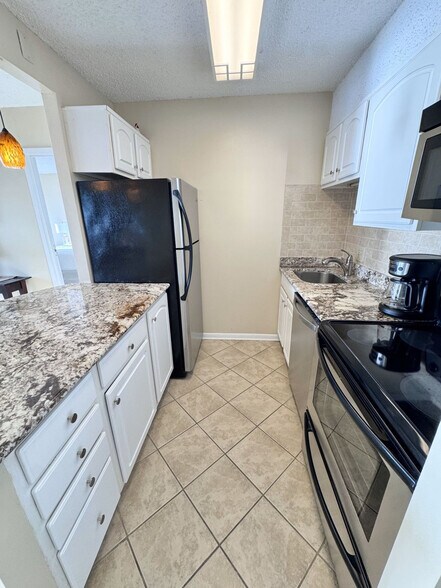 Building Photo - 215 Atlantic Ave