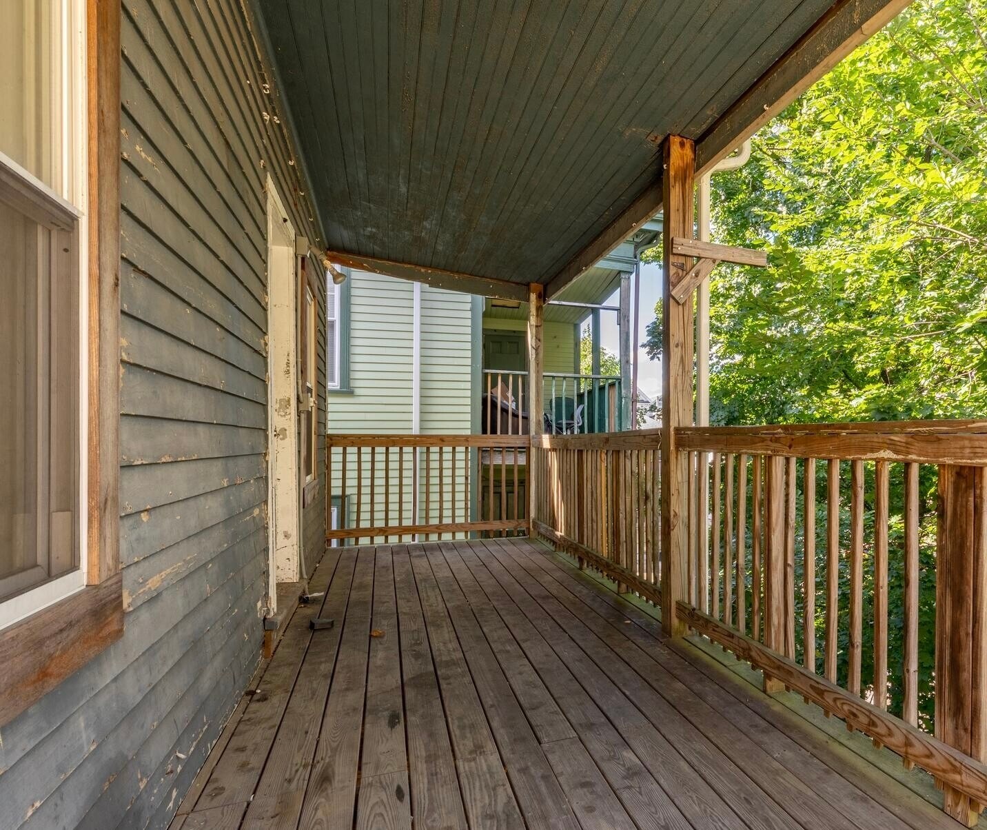 Building Photo - 61 Hillside St