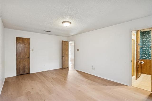 Building Photo - 6109 Waller Ln